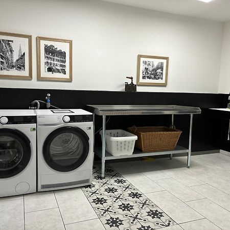 Historical, Bright & Beautiful In Old City - 3Rd Floor Bern Bagian luar foto